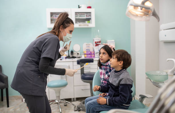 Best Tooth Extraction  in Lopezville, TX
